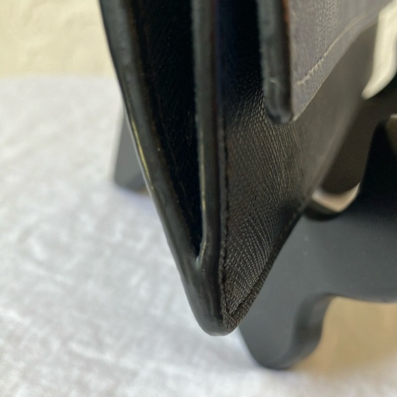 Kate Spade: Blue & Black Wallet - 10 card slots- coin area- Gold tone - Picture 4 of 16